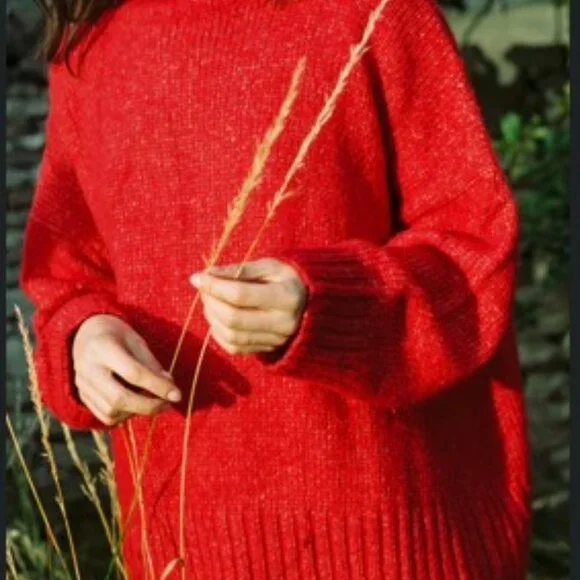 Christy Dawn The Ingrid Sweater Candy Apple Red NWT size M/L - Picture 4 of 5